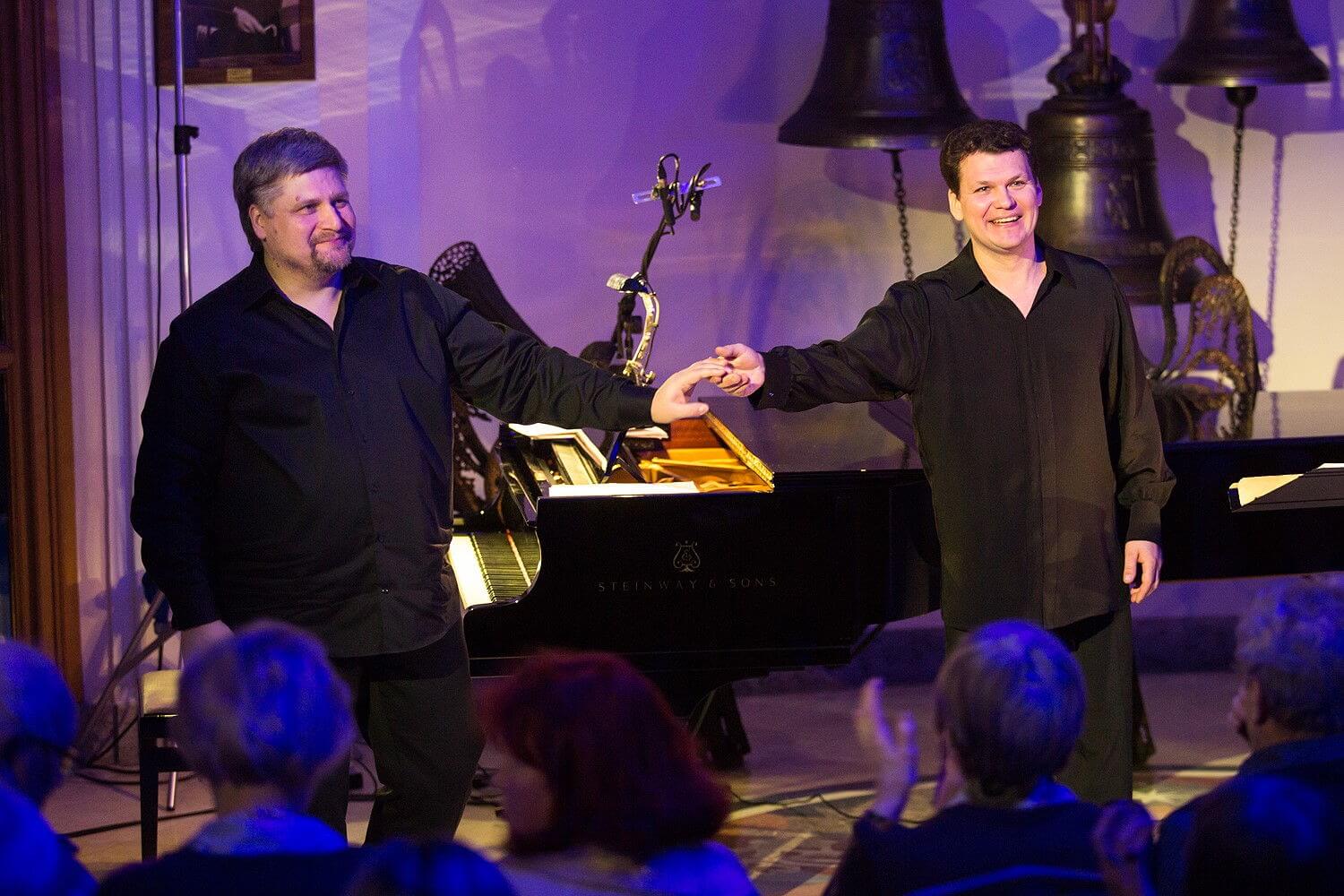 Илья Кузьмин и Дмитрий Сибирцев на концерте в Новой Опере, 12 февраля 2015. Фото: Даниил Кочетков