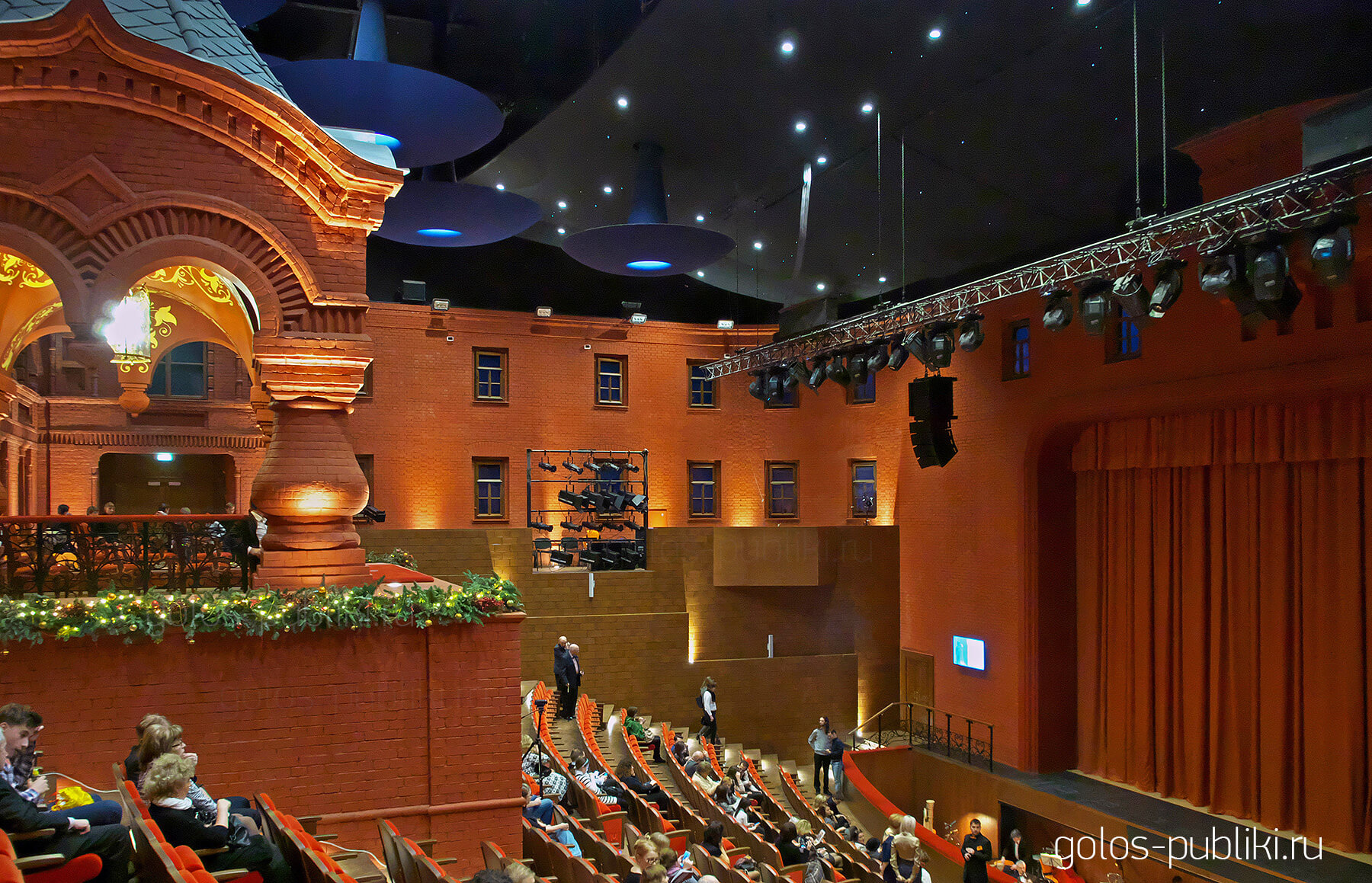 Театр «Геликон-опера» - интерьер большого зала «Стравинский»