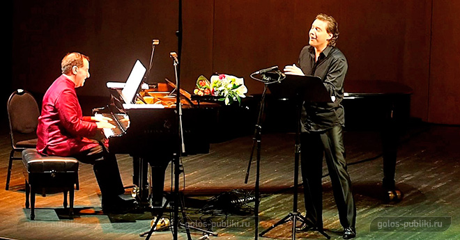 Дмитрий Корчак и Семен Скигин на концерте в КЗ ММДМ, 20 апреля 2016